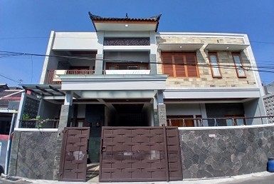 Dijual Rumah 2 Lantai Siap Huni di Ujung Berung