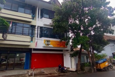 Disewakan 3 Ruko Gabung di Astana Anyar